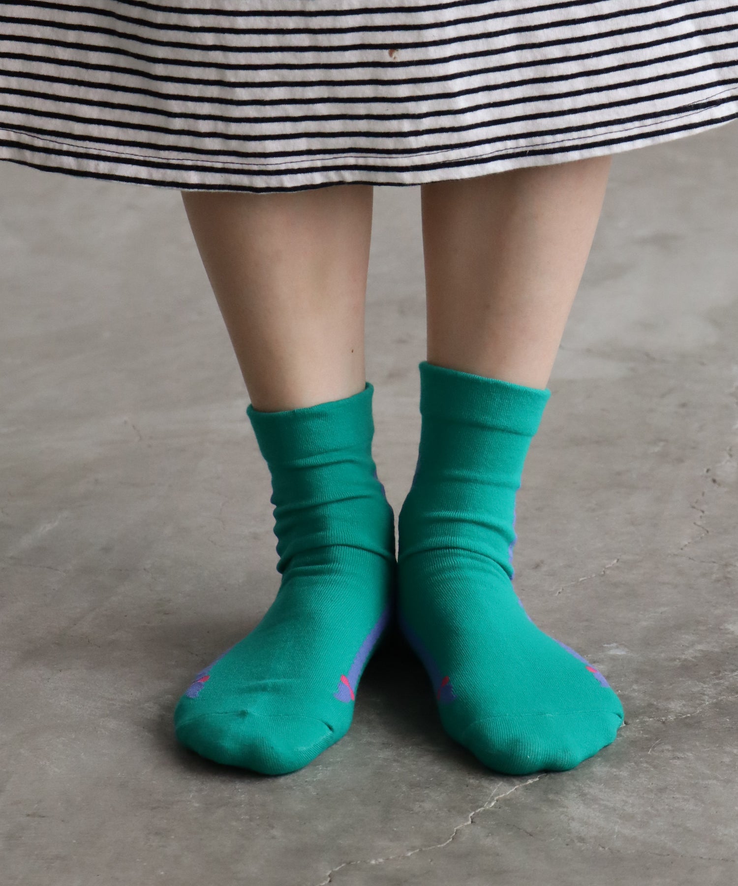 〈TIME SALE〉【2足組】ロングヘア―ツインズ ショートソックス