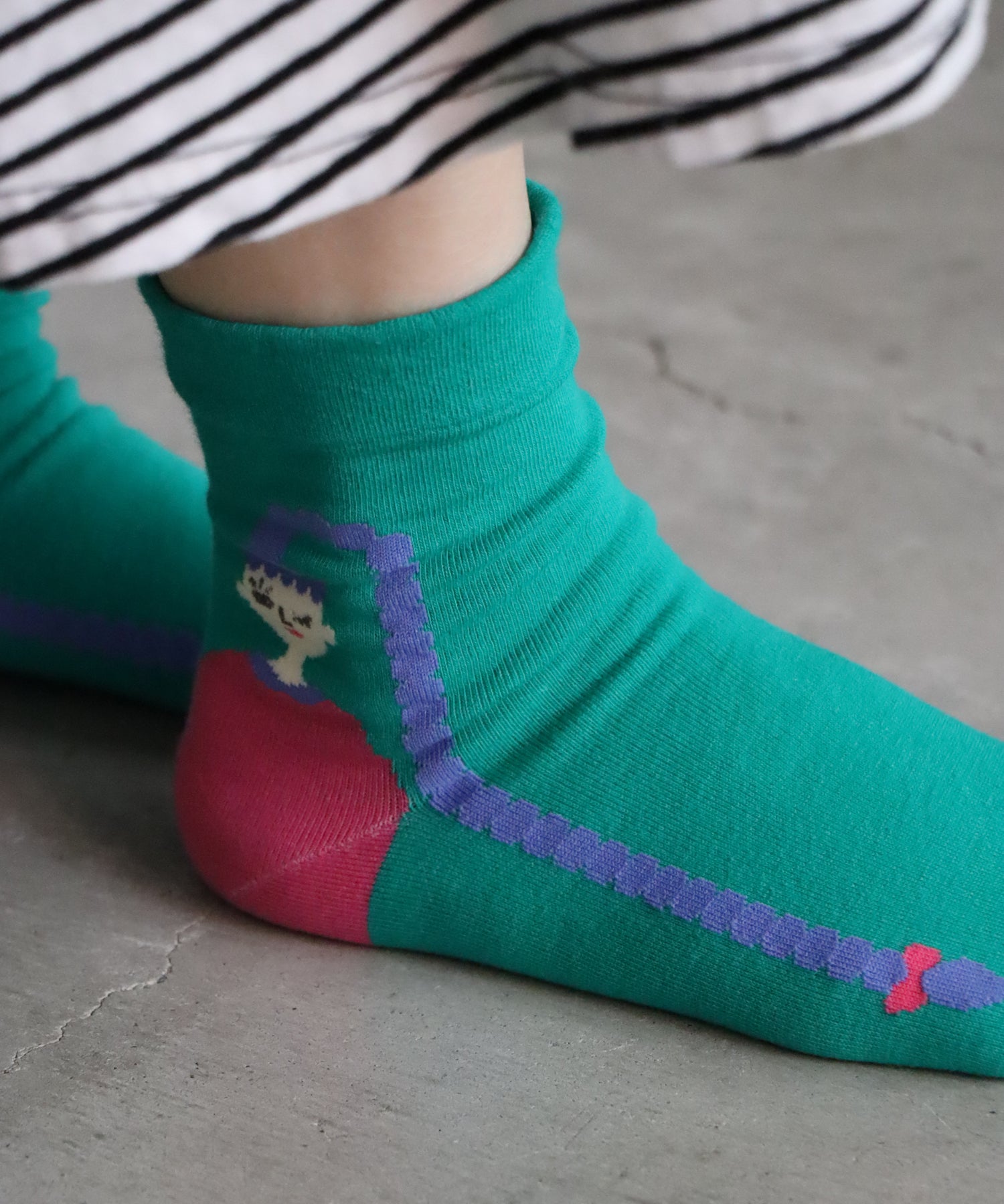 〈TIME SALE〉【2足組】ロングヘア―ツインズ ショートソックス