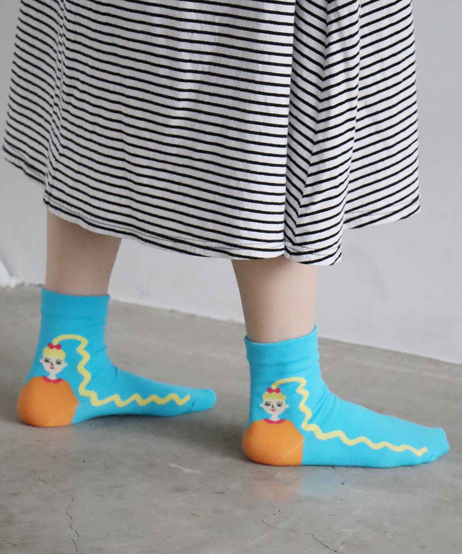 〈TIME SALE〉【2足組】ロングヘア―ツインズ ショートソックス