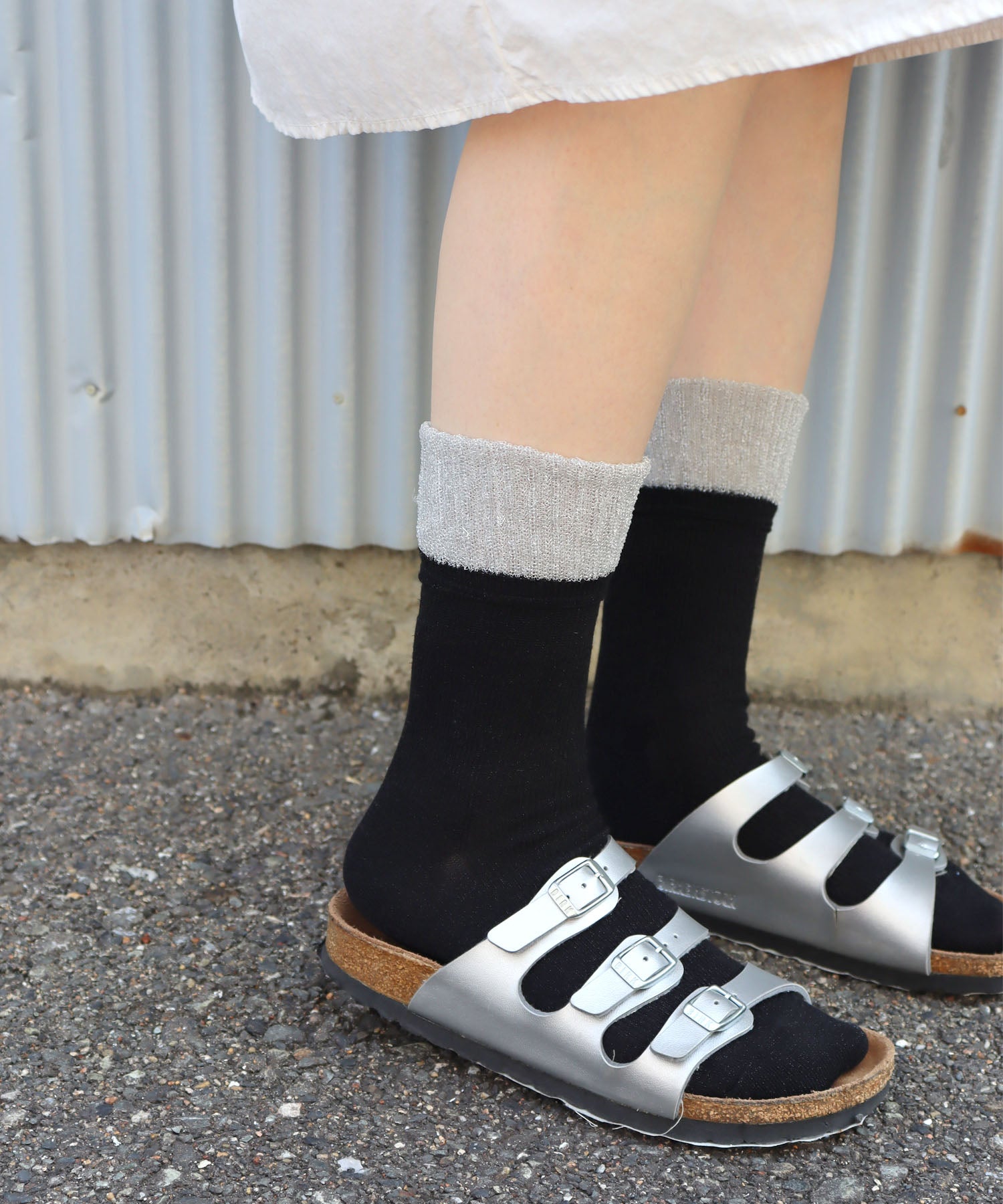 〈TIME SALE〉【2足組】シャイニーフリル ショートソックス