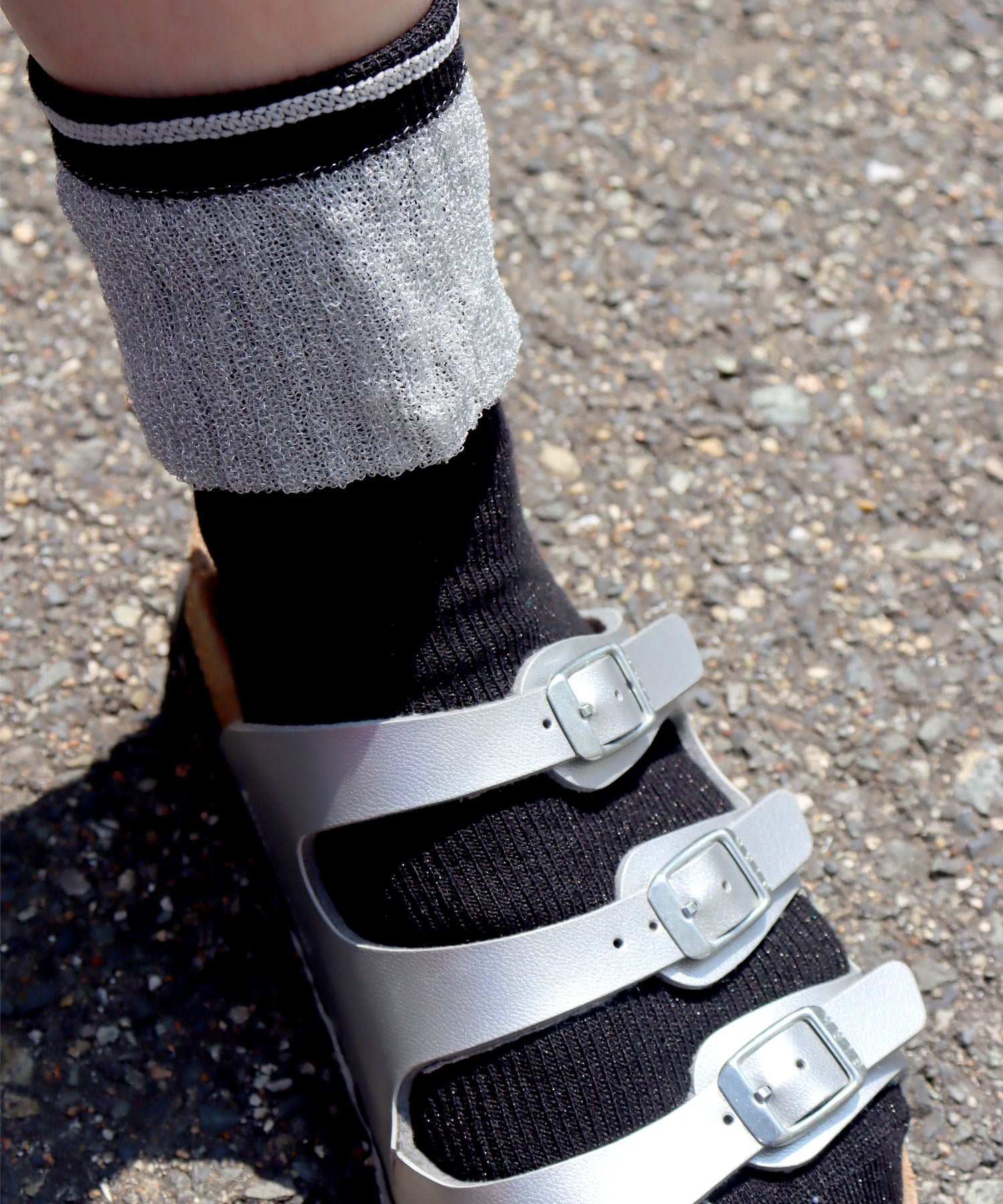 〈TIME SALE〉【2足組】シャイニーフリル ショートソックス