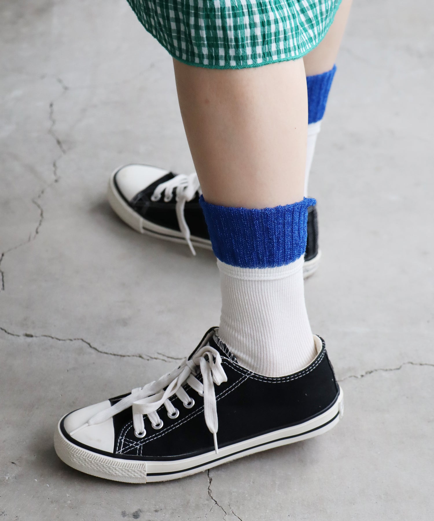 〈TIME SALE〉【2足組】シャイニーフリル ショートソックス