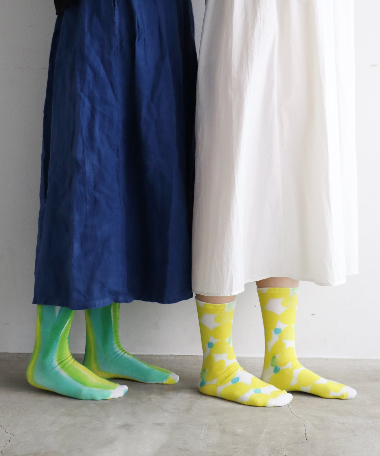 〈TIME SALE〉【2足組】レモンの風にのってプリント クルーソックス