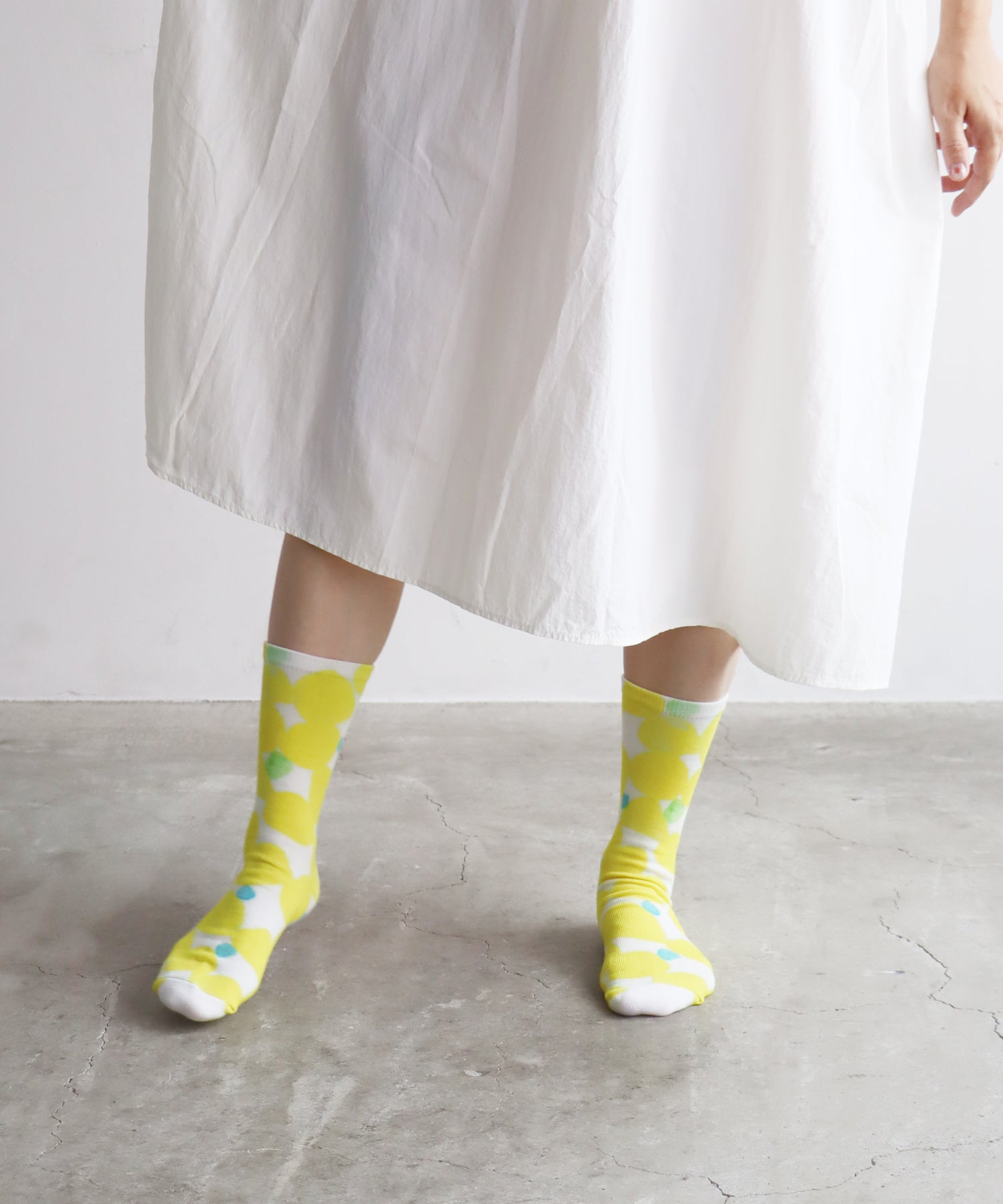 〈TIME SALE〉【2足組】レモンの風にのってプリント クルーソックス
