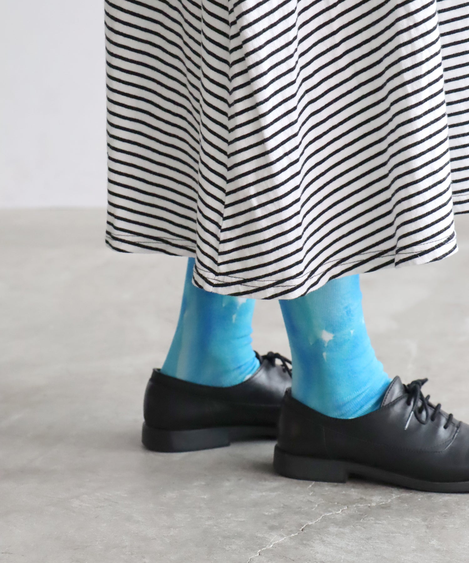 〈TIME SALE〉【2足組】青のねむり色のめざめ プリント クルーソックス