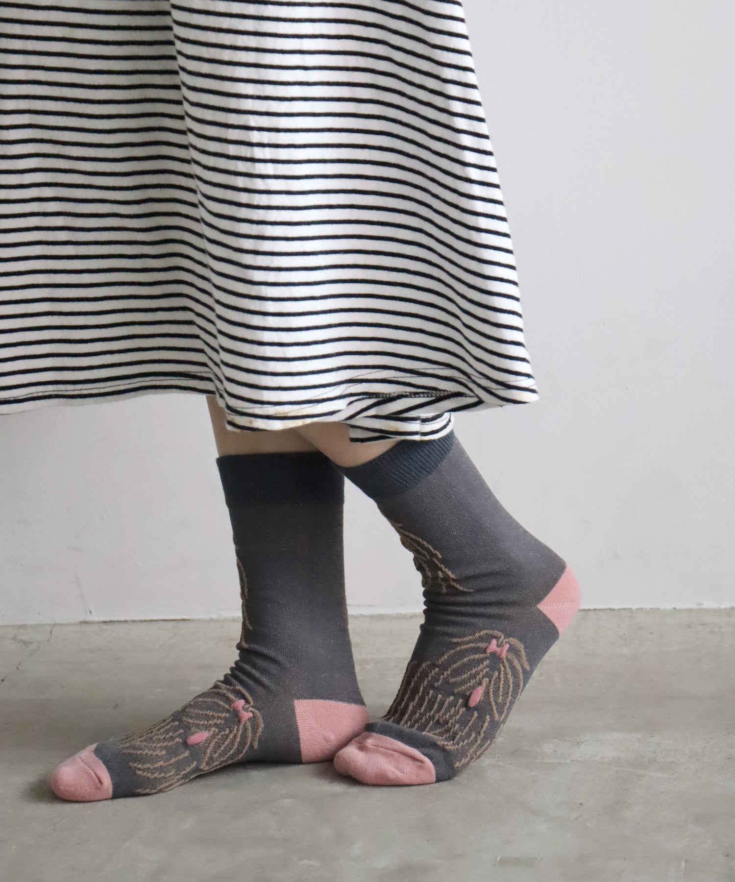 〈TIME SALE〉【2足組】ドローイングドッグ クルーソックス