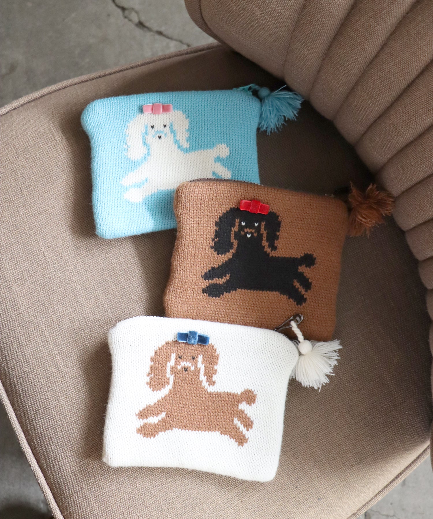 DOG ニット ポーチ
