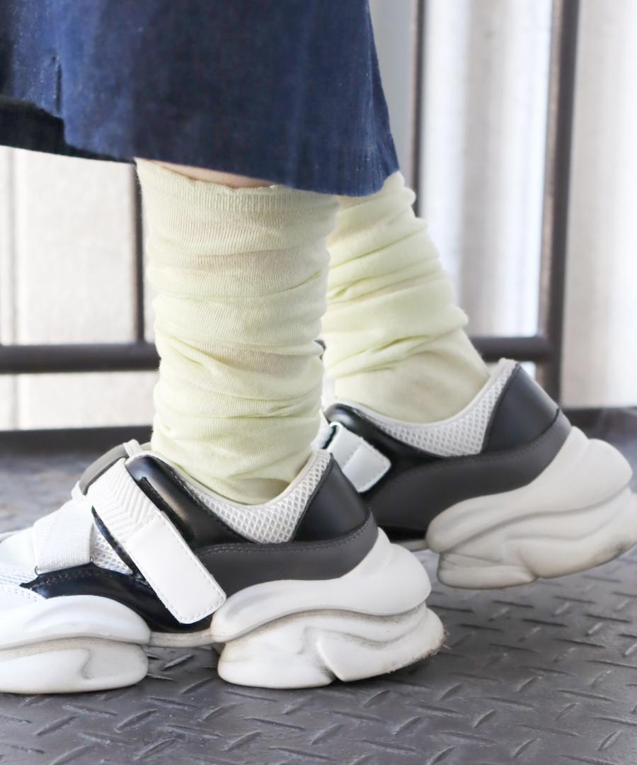 ミントグリーン