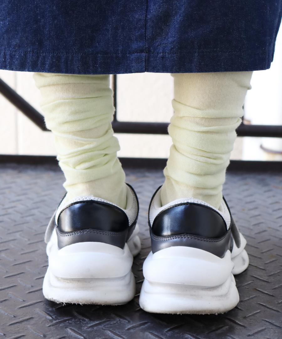 ミントグリーン