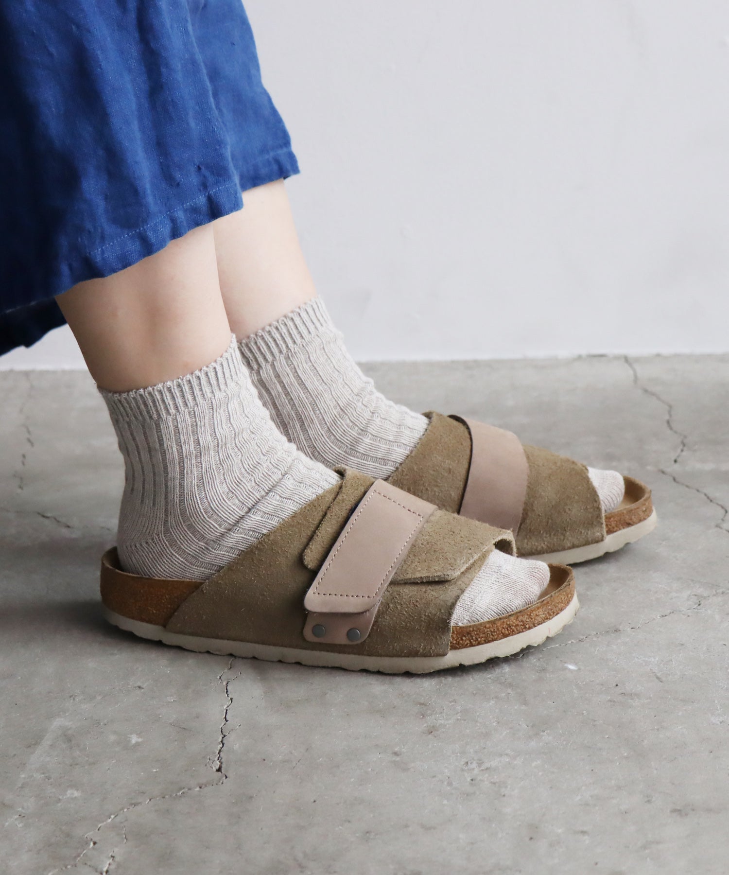 グレーベージュ着用