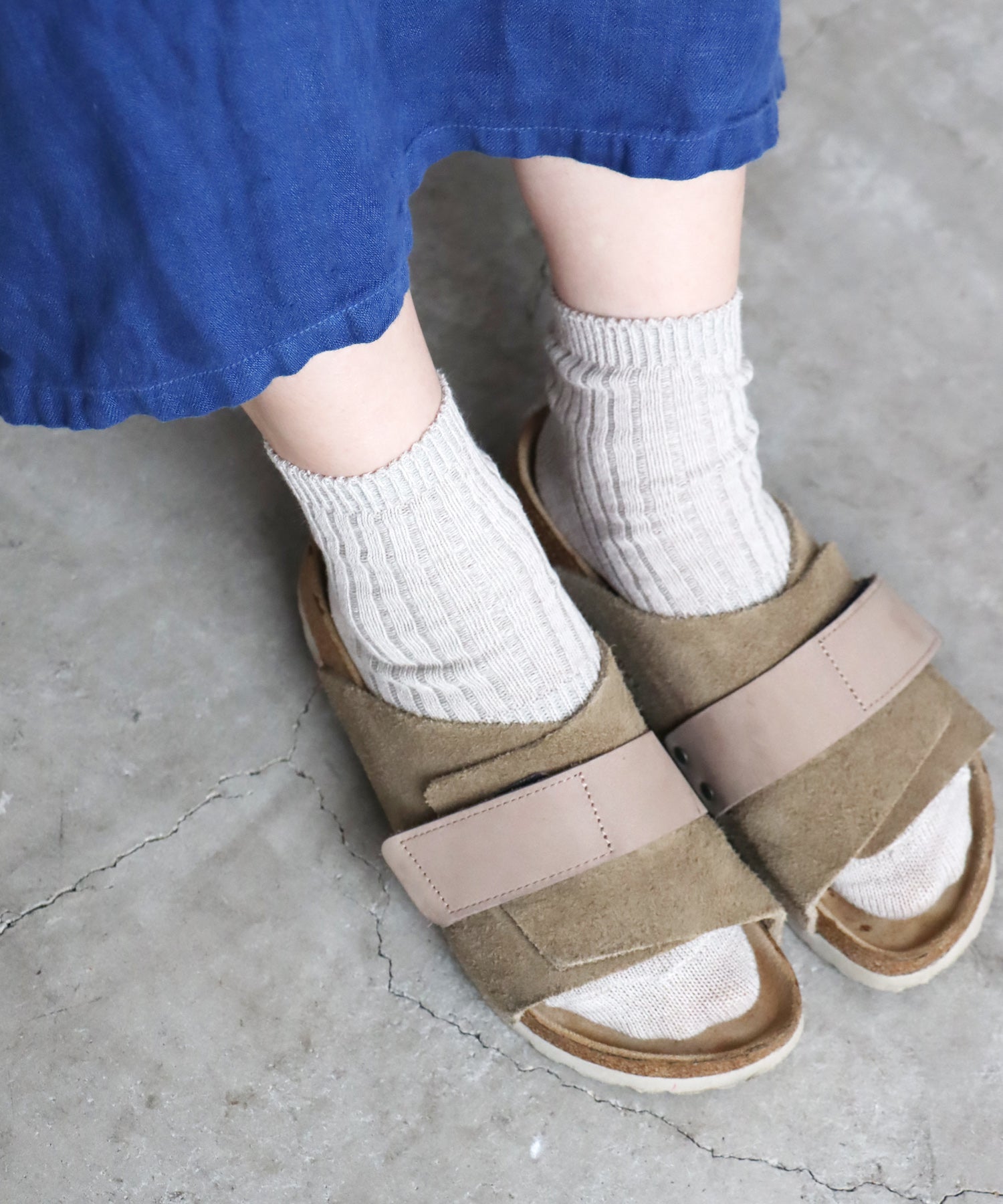 グレーベージュ着用