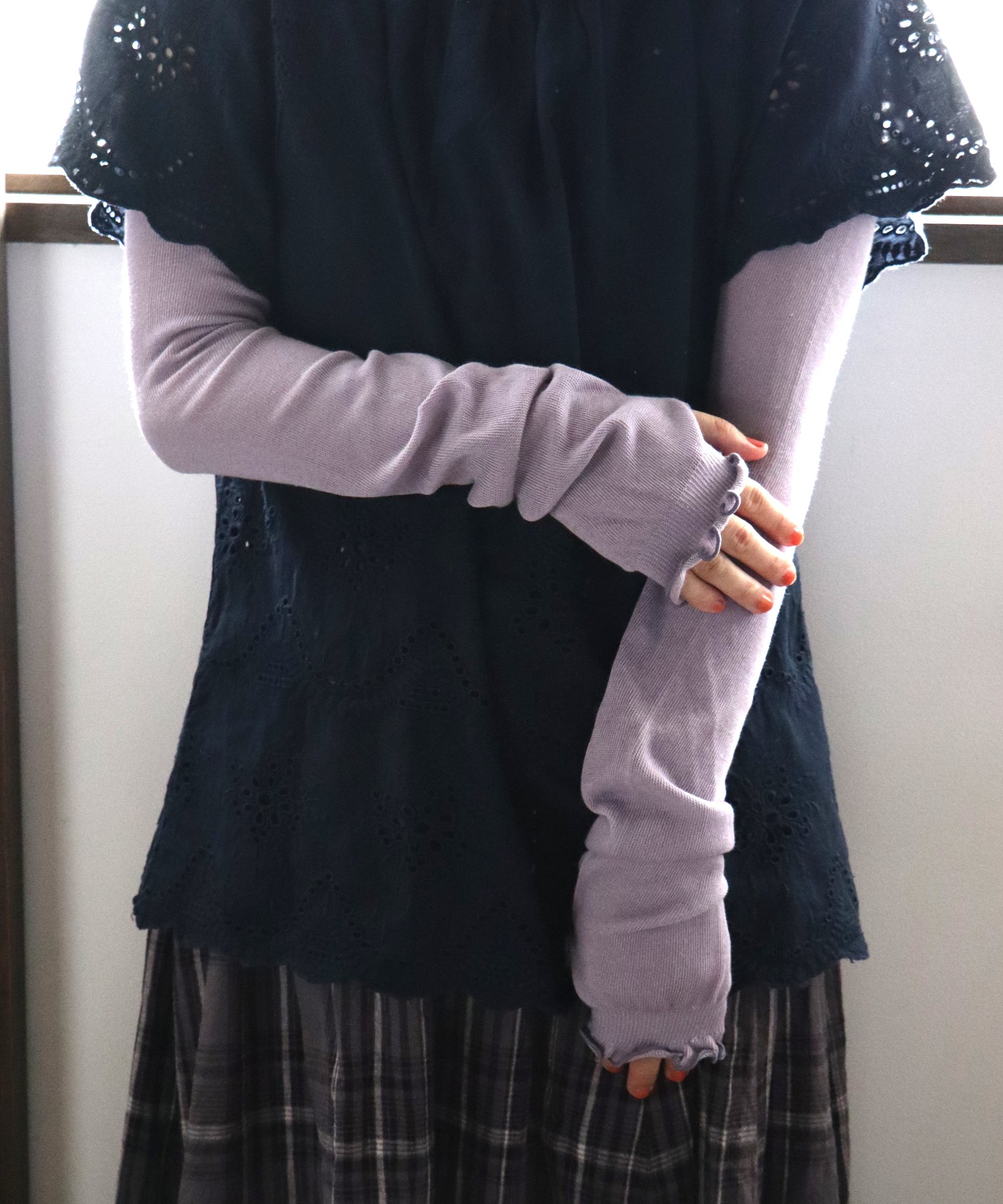 秋まで楽しむ 綿麻のさらっとUVカット アームカバー